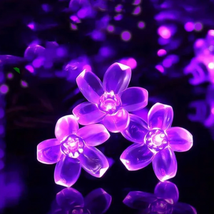 FlowerLights™ | LED-betriebene Solarbeleuchtung