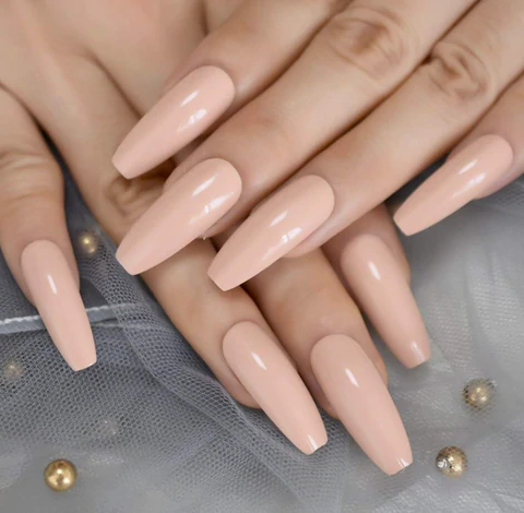 PolyNails™ | Erstellen Sie Ihre perfekten Gelnägel selbst